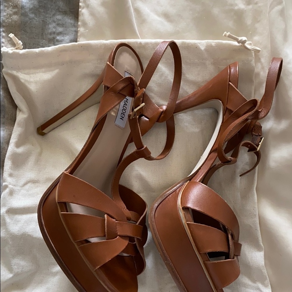 Steve Madden Kismet sandals